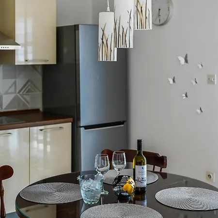 Apartment Andela Razanj