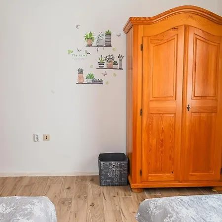 Andela Apartment *