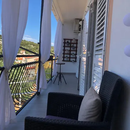 Apartment Andela *