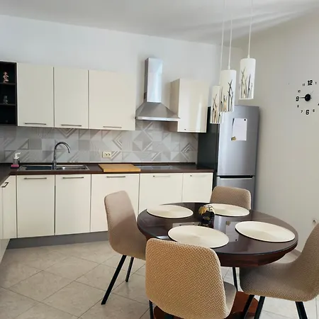 Apartment Andela