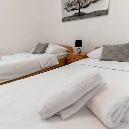 Apartment Andela